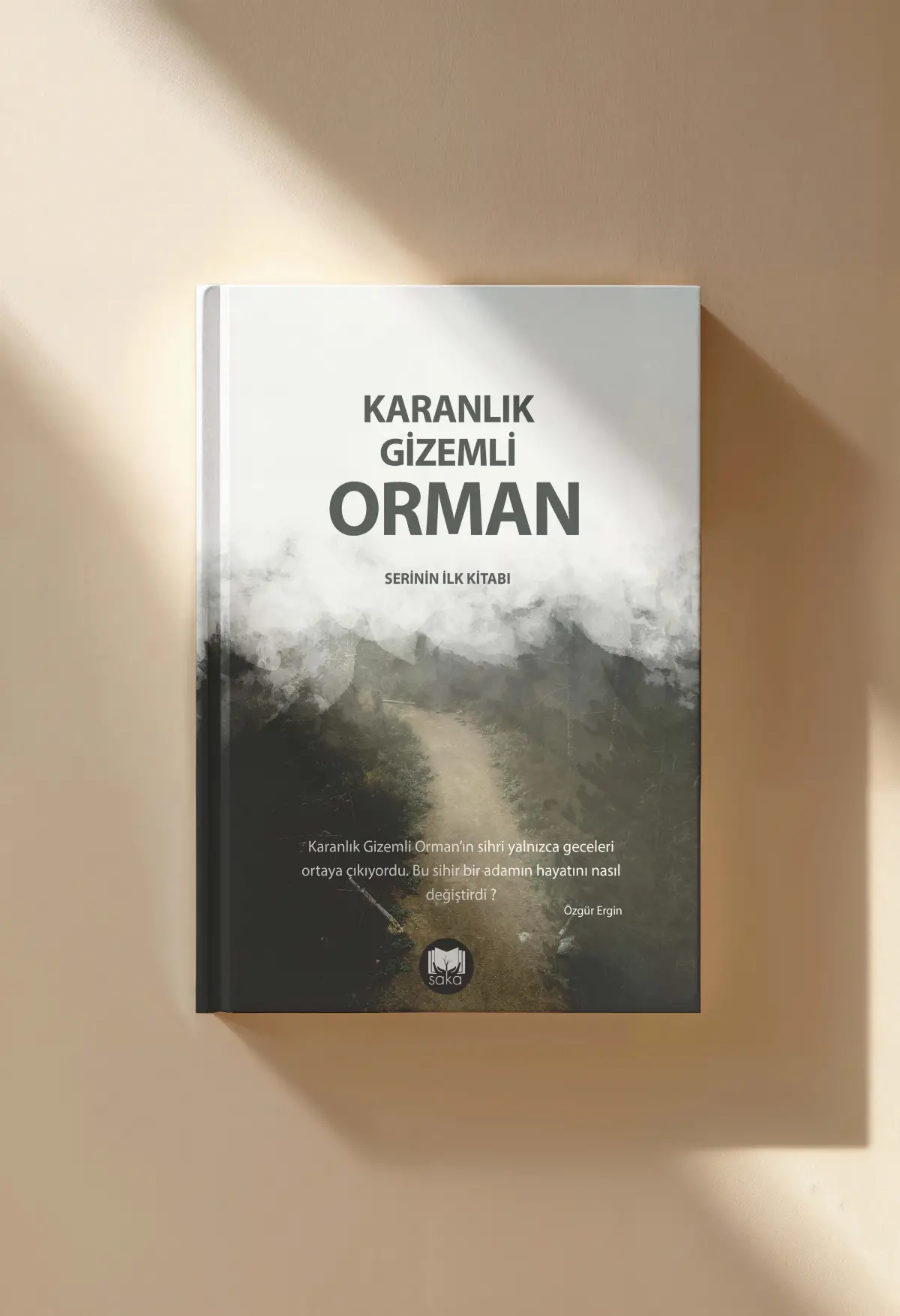 Karanlık Gizemli Orman